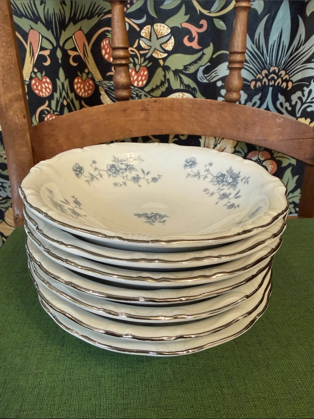 Set of 7 Johann Haviland Blue Garland Fruit/Dessert/Sauce Bowls